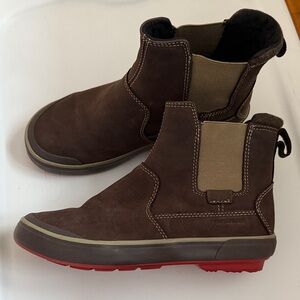 Women’s Keen Brown Waterproof Chelsea Boots - Casual Slip-On reduced price